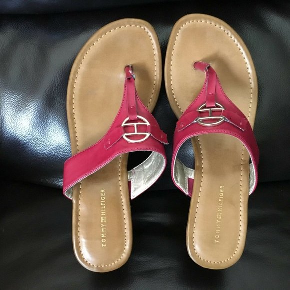 Tommy Hilfiger Women's Wedge Sandal SZ 6 1/2 - Picture 2 of 5